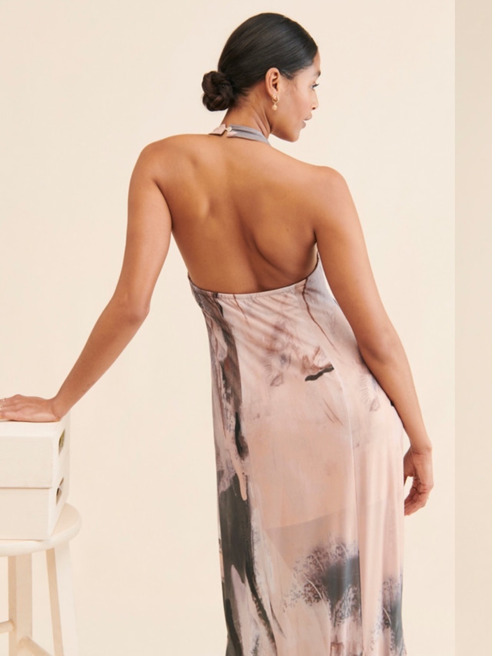 Anthropologie Halter Maxi Dress in Blush and Gray Abstract Print - Picture 3 of 8